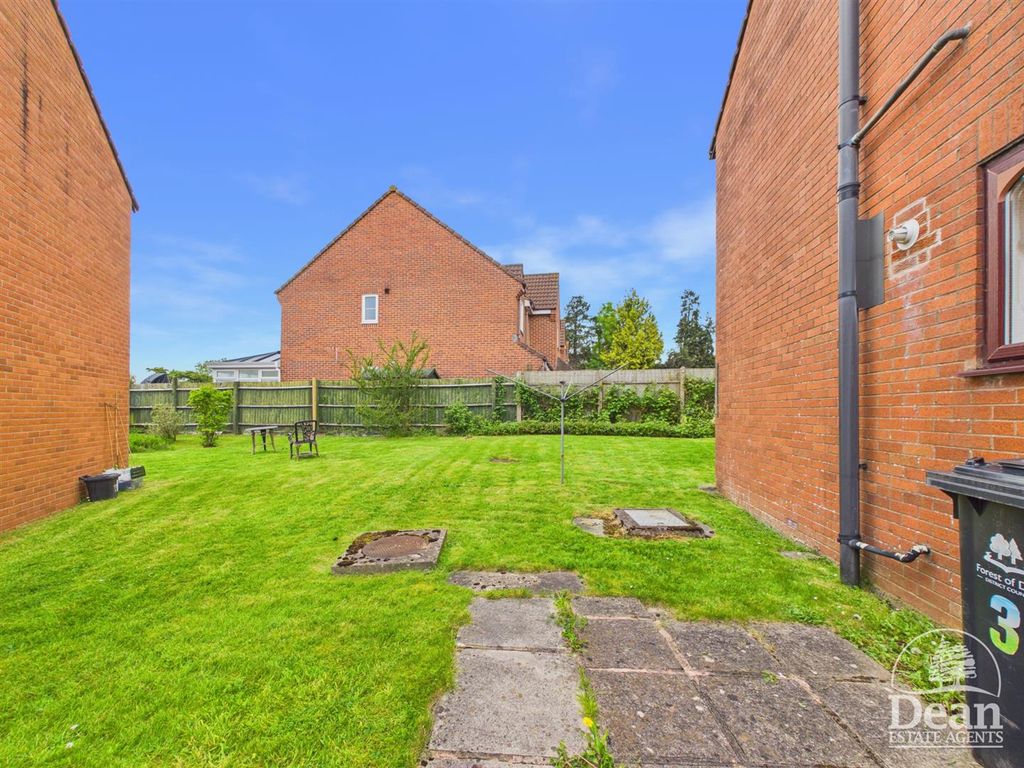 Additional image 7 of 2 bed flat for saleHawthorn Court, Kimberley Drive, Lydney GL15