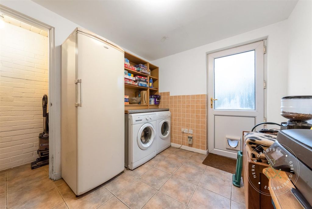 Additional image 7 of 2 bed detached bungalow for saleParc-Y-Felin, Creigiau, Cardiff CF15