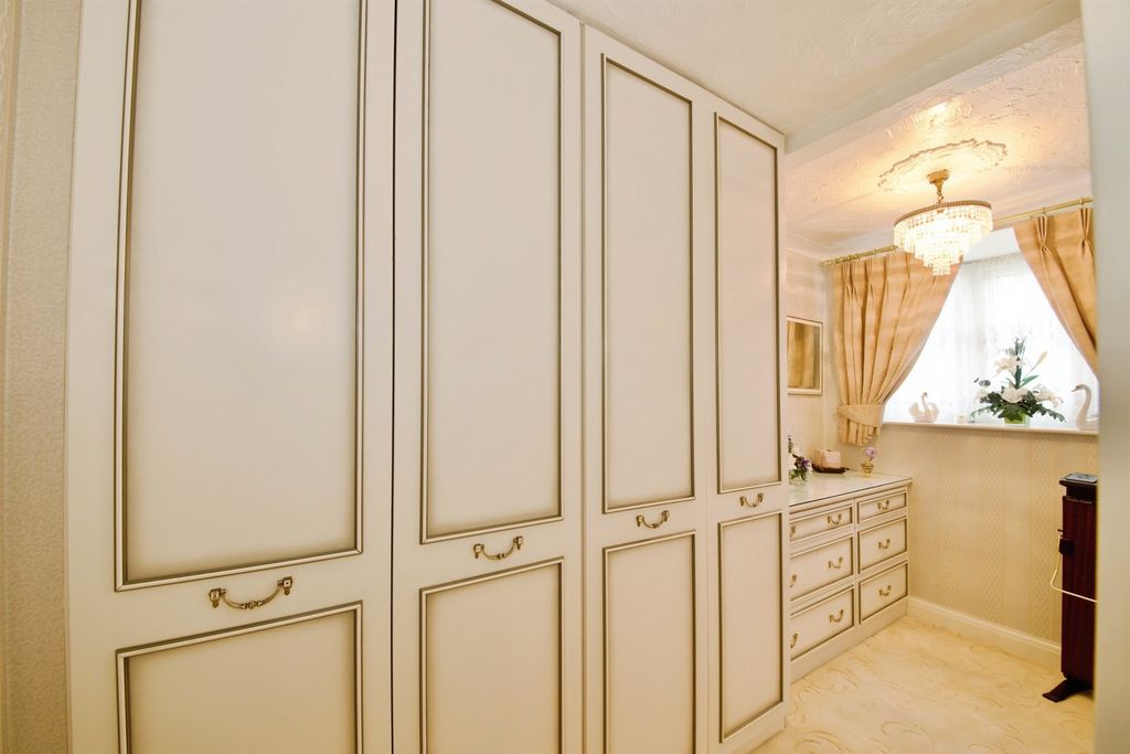 Additional image 17 of 3 bed end terrace house for saleWoodbridge Road, Barking IG11