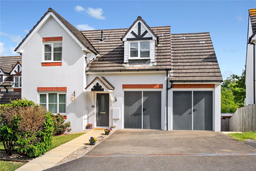 4 bed detached house for saleGreenfield Close, Bideford, Devon EX39