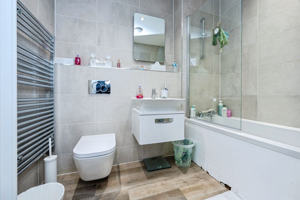 Additional image 10 of 2 bed flat for saleLinden Road, Bedford MK40