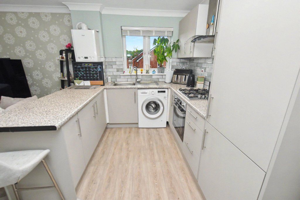Additional image 13 of 2 bed flat for saleSaxstead Rise, Leeds, West Yorkshire LS12