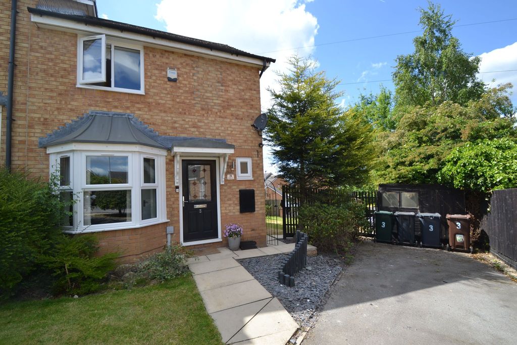 2 bed semi-detached house for saleBale Drive, Thackley, Bradford BD10