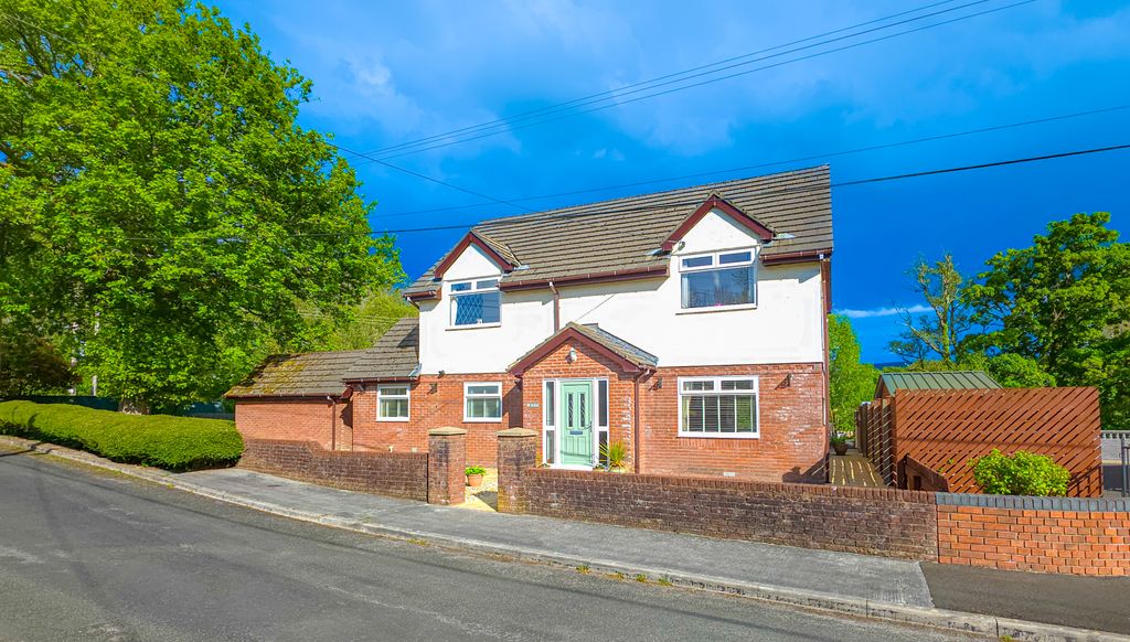 4 bed detached house for saleAberlash Road, Ammanford SA18