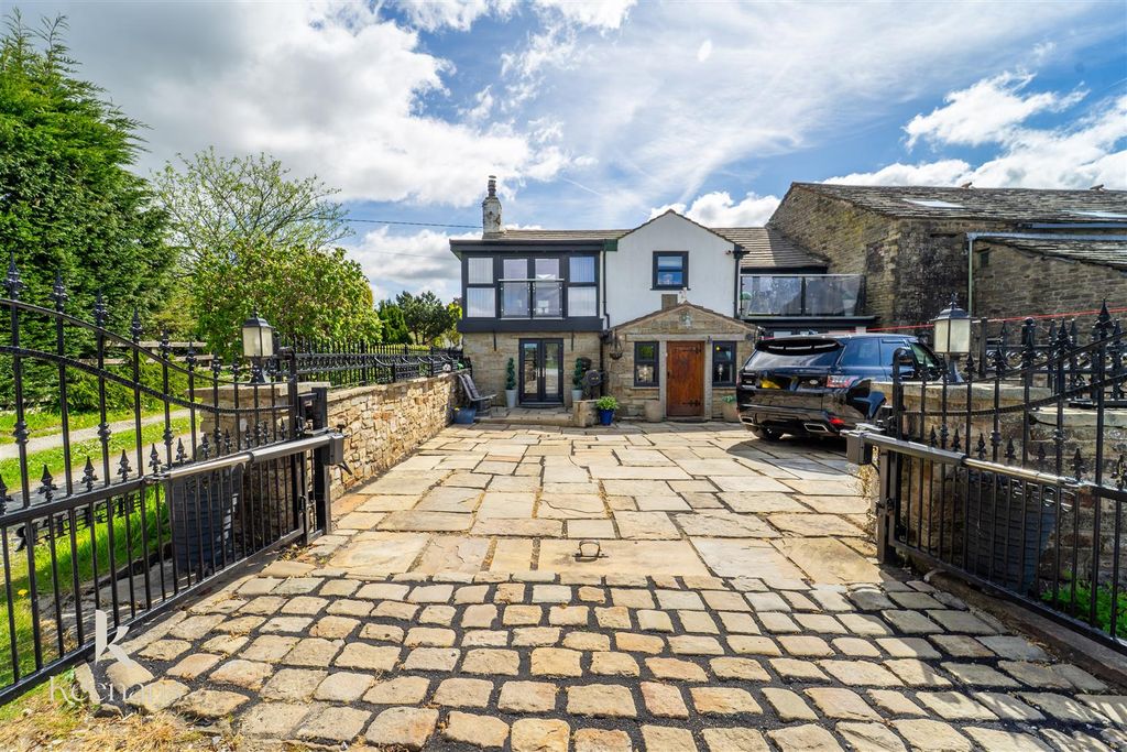 Additional image 31 of 4 bed semi-detached house for saleTong Lane, Bacup OL13
