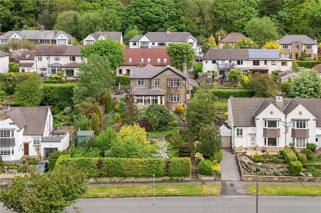 4 bed detached house for saleFalcon Road, Bingley BD16