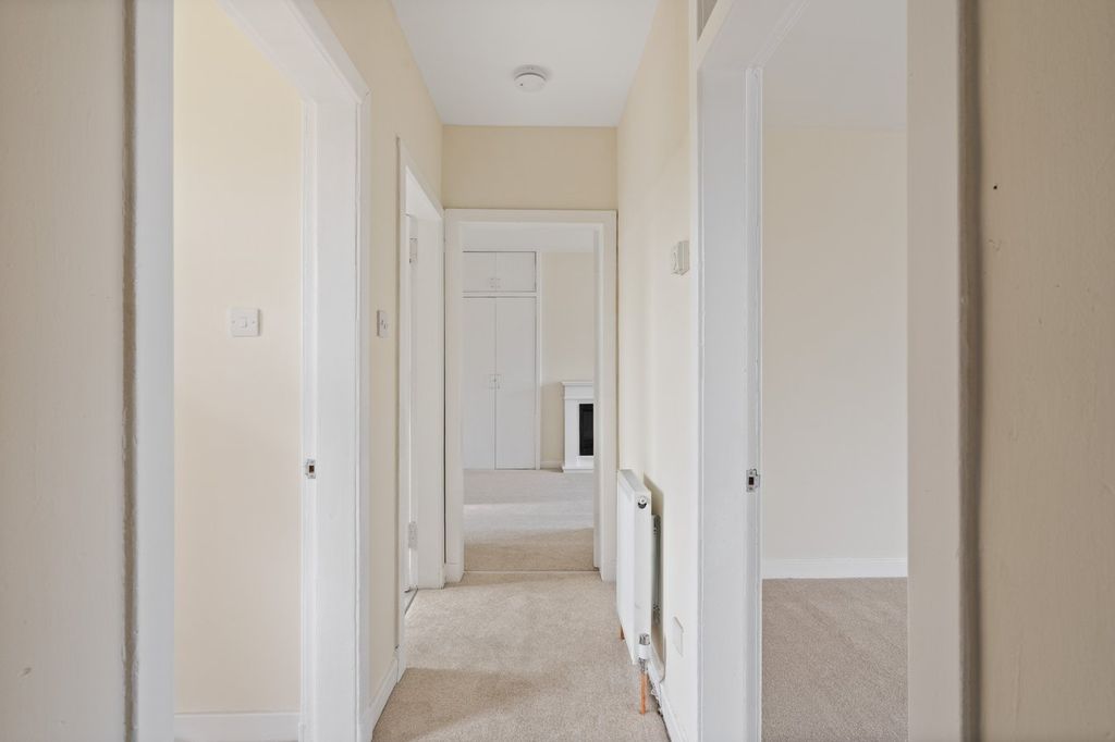 Additional image 8 of 2 bed flat for saleNewtoft Street, Edinburgh EH17