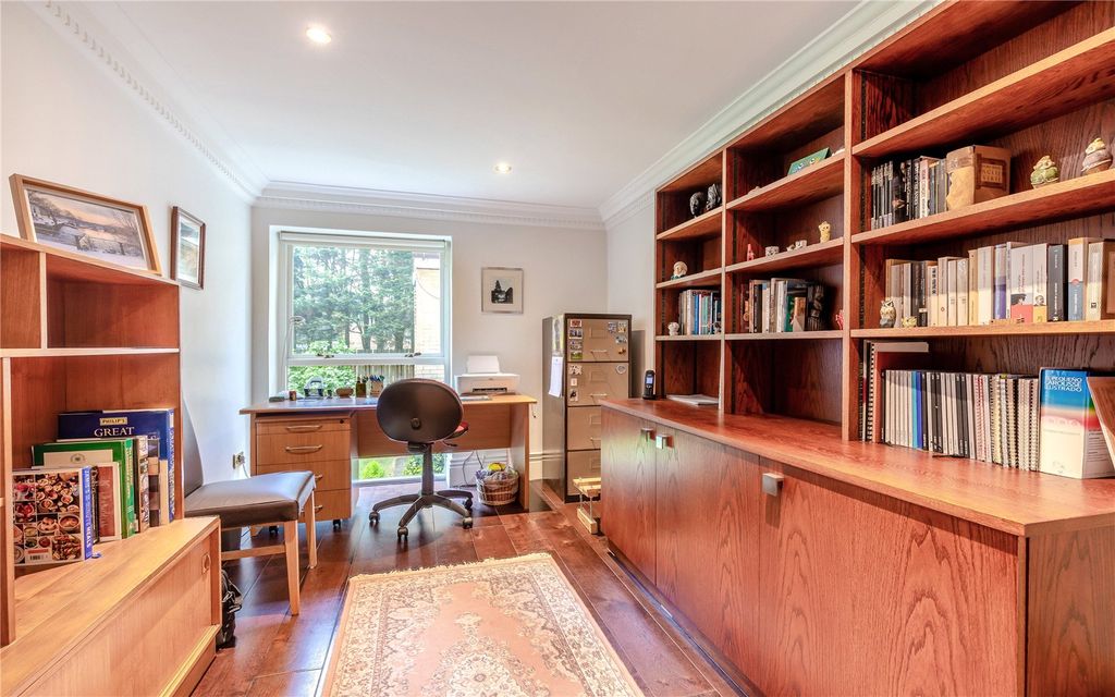 Additional image 20 of 3 bed flat for saleSuffolk Road, Altrincham, Cheshire WA14