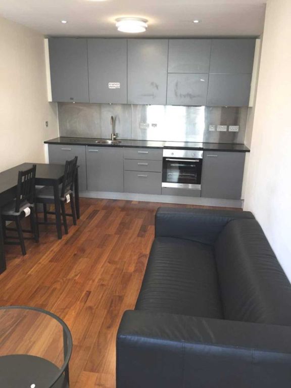 Additional image 2 of 1 bed flat for saleAdmiral House, Newport Road, Cardiff CF24