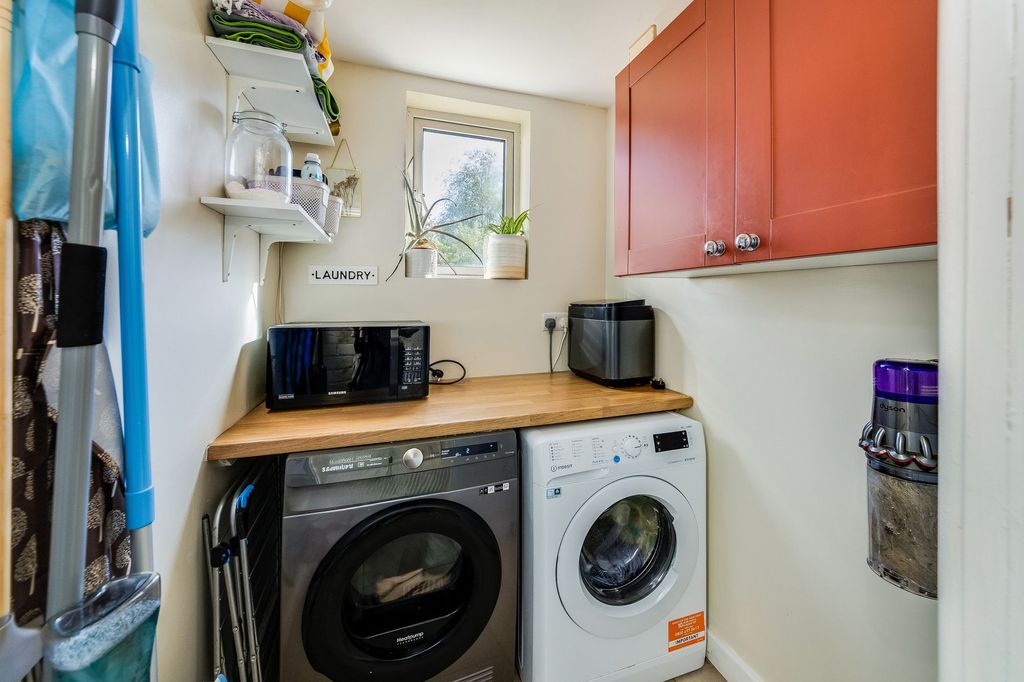 Additional image 12 of 3 bed semi-detached house for saleFrilsham Street, Sutton Courtenay OX14