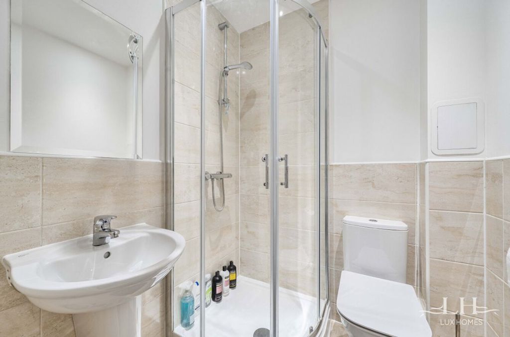 Additional image 16 of 2 bed flat for saleRiverwood Court, Hornchurch RM11