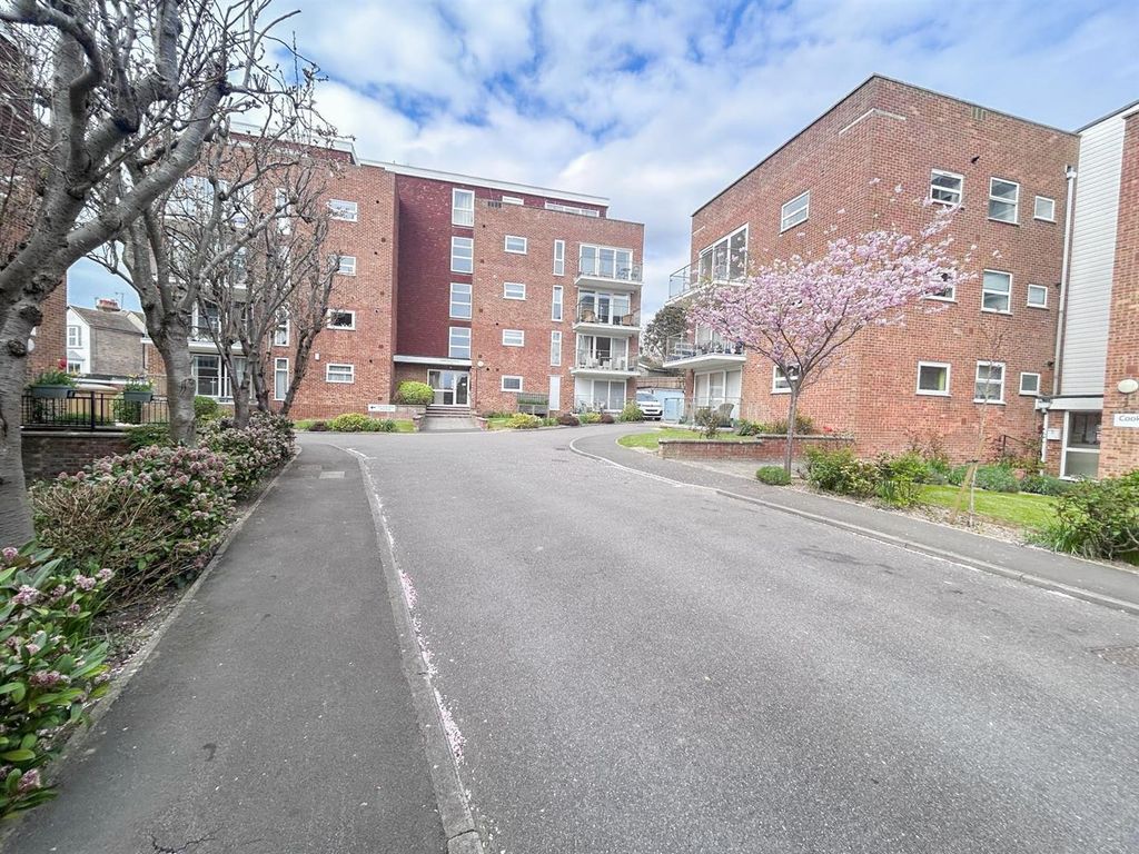 Additional image 16 of 2 bed flat for saleBuckhurst Road, Bexhill-On-Sea TN40