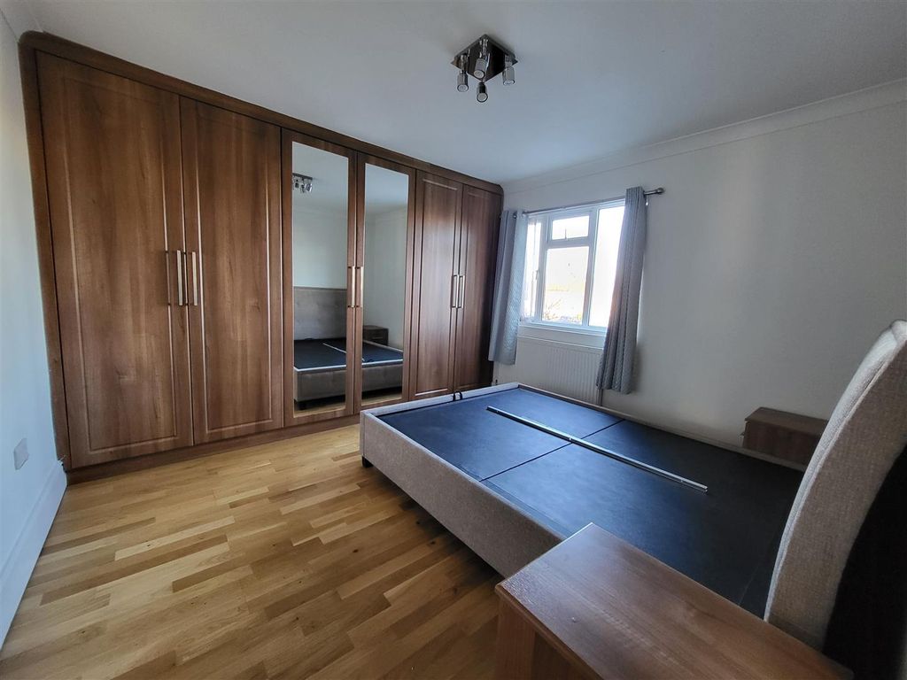 Additional image 22 of 5 bed semi-detached house for saleBrunswick Road, Bexleyheath DA6