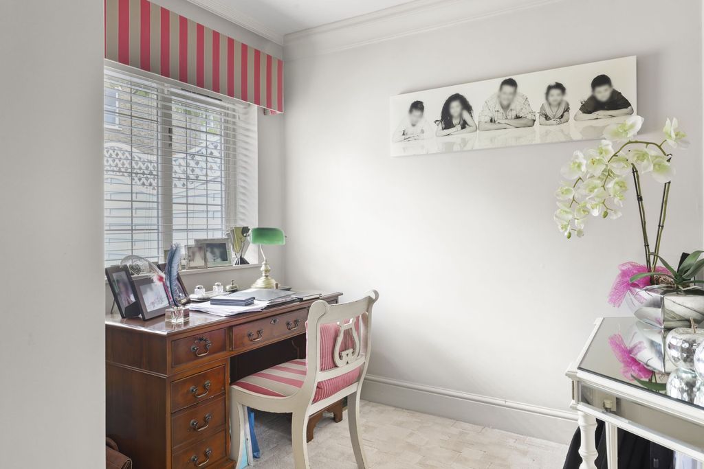 Additional image 10 of 4 bed link detached house for saleWestbury Lane, Buckhurst Hill IG9