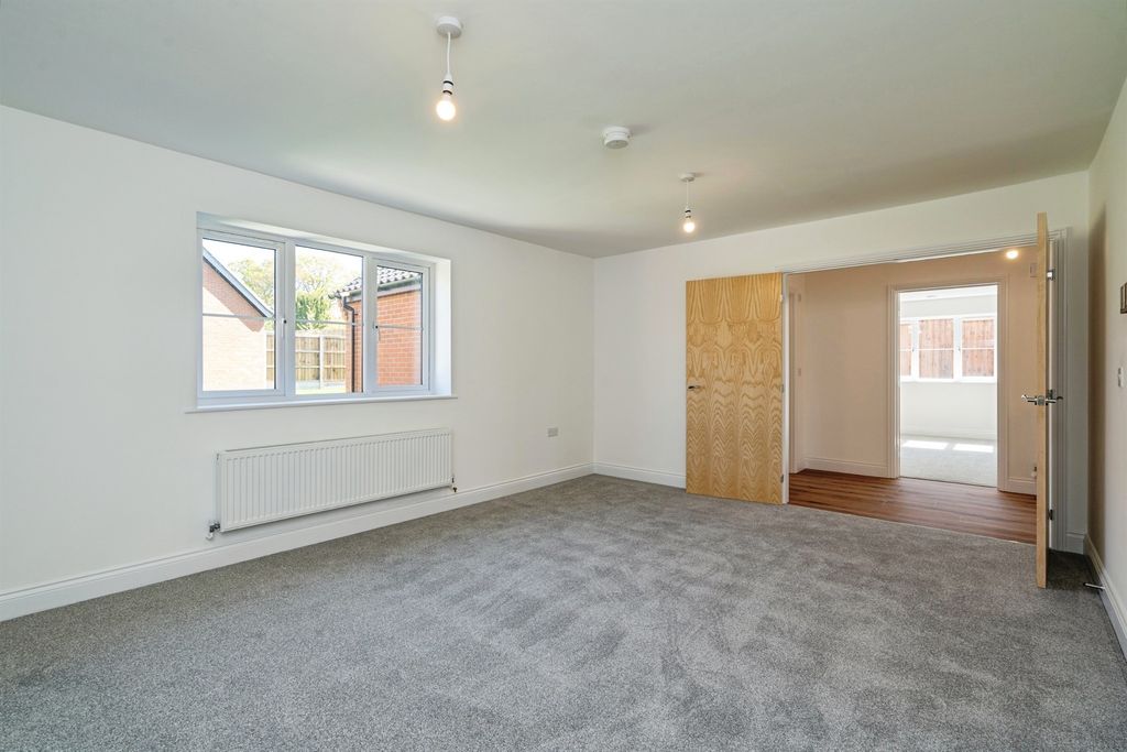Additional image 10 of 3 bed detached bungalow for saleJubilee Way, Holton, Halesworth IP19
