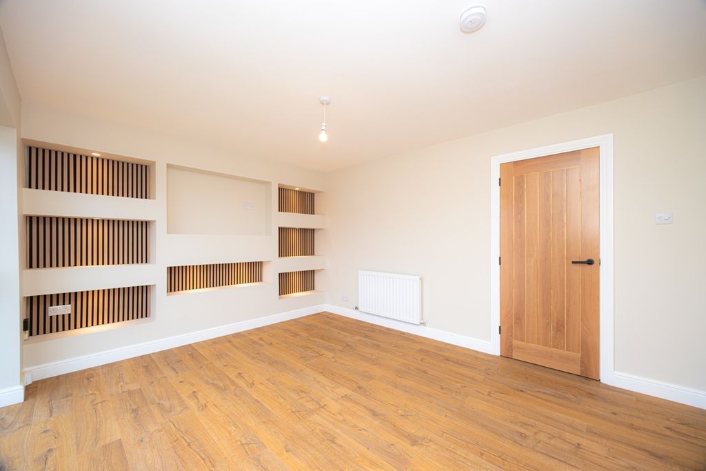 Additional image 3 of 2 bed flat for saleHarringdale Road, High Harrington CA14