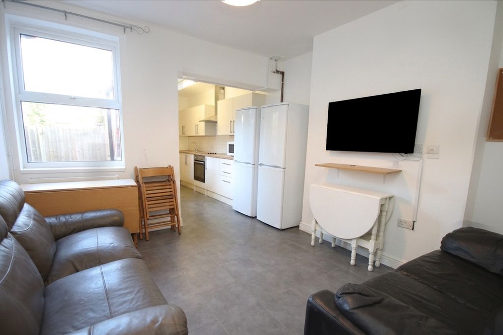 Additional image 3 of 6 bed terraced house for saleAvenue Terrace, Lincoln LN1