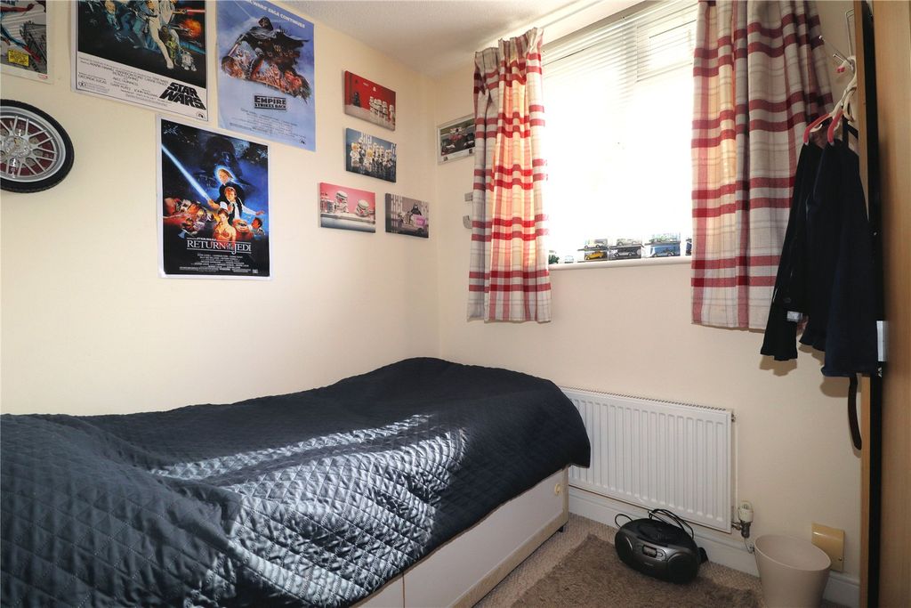 Additional image 7 of 2 bed end terrace house for saleWoking, Surrey GU21
