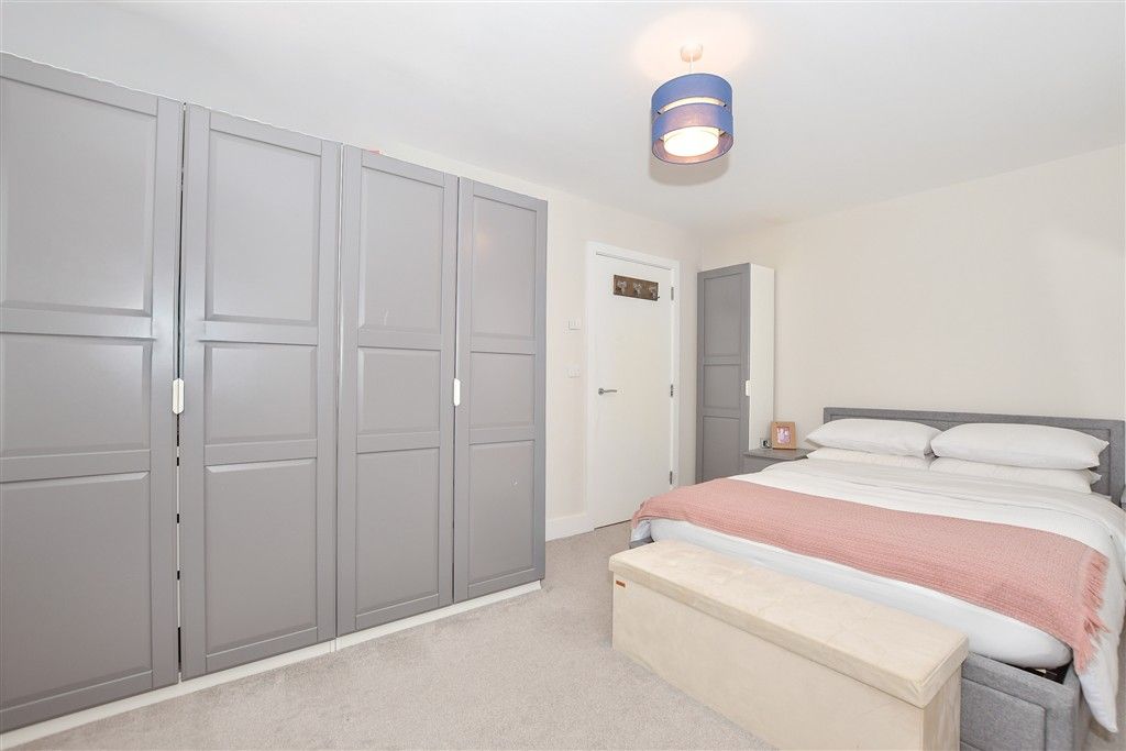 Additional image 5 of 2 bed flat for saleMill Hall, Aylesford, Kent ME20
