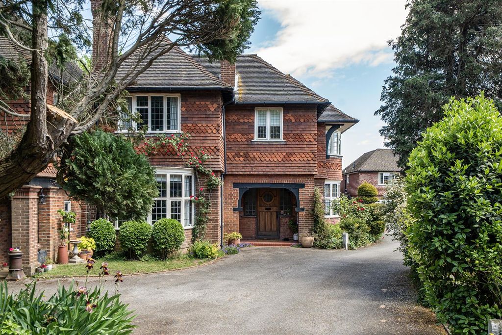 Additional image 26 of 3 bed flat for saleWinkworth Place, Banstead SM7