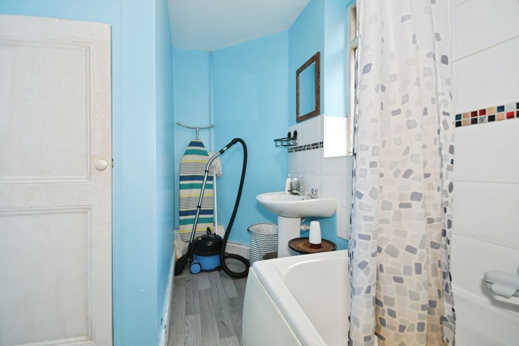 Additional image 12 of 1 bed flat for saleSpital Lane, Chesterfield, Derbyshire S41