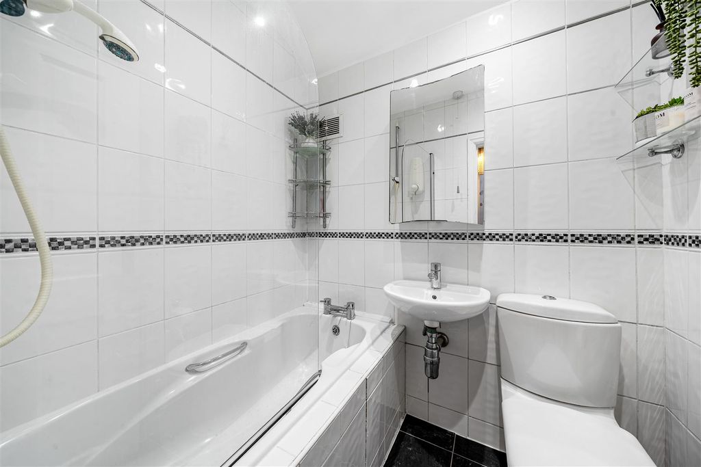 Additional image 16 of 3 bed semi-detached house for saleGarden Close, Addlestone KT15