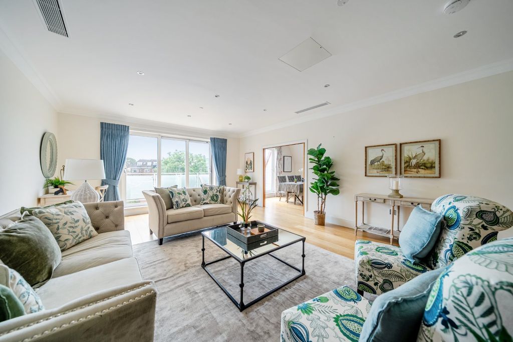 Additional image 18 of 3 bed flat for saleKemerton Road, Beckenham BR3