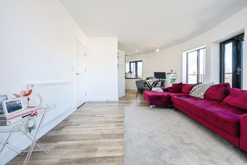 Additional image 6 of 2 bed flat for saleLinden Road, Bedford MK40