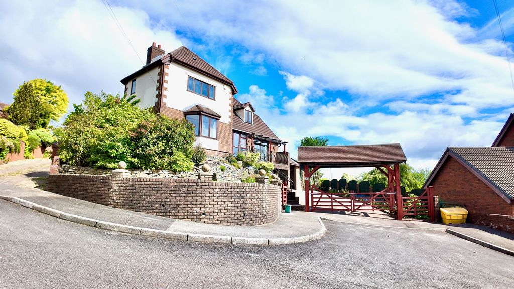 Additional image 12 of 4 bed detached house for saleAspen Avenue, Blackwood NP12