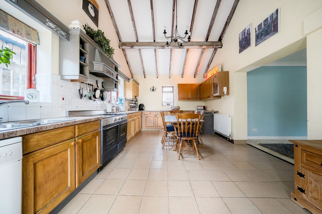 Additional image 7 of 8 bed detached house for saleTurnpike Road, Axbridge BS26