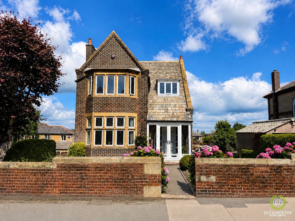 3 bed detached house for saleBurnley Road, Accrington BB5