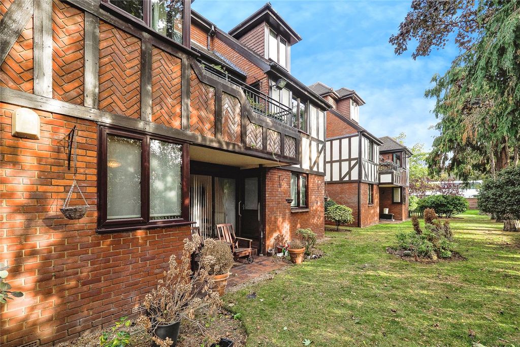 Additional image 23 of 2 bed flat for saleRidgemont Place, Parkstone Avenue, Hornchurch, Essex RM11