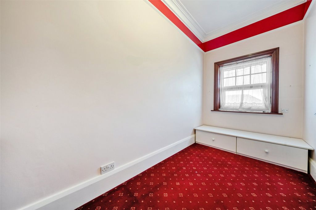 Additional image 15 of 7 bed detached house for saleBroomfield Road, Bexleyheath DA6