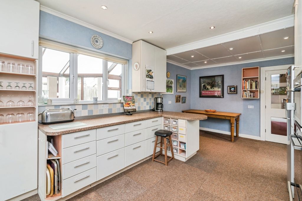 Additional image 5 of 5 bed detached house for saleUpper Grange Road, Beccles, Suffolk NR34