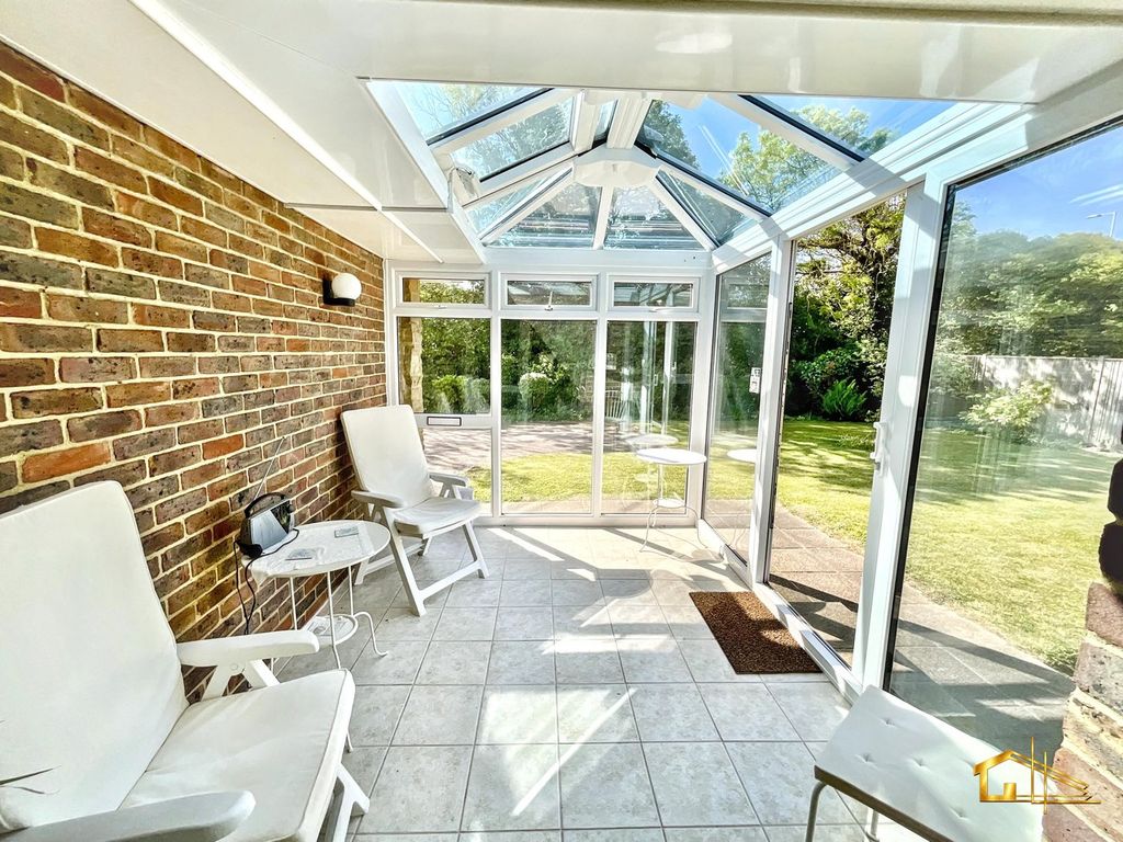 Additional image 2 of 3 bed detached bungalow for saleCooden Sea Road, Cooden, Bexhill-On-Sea TN39