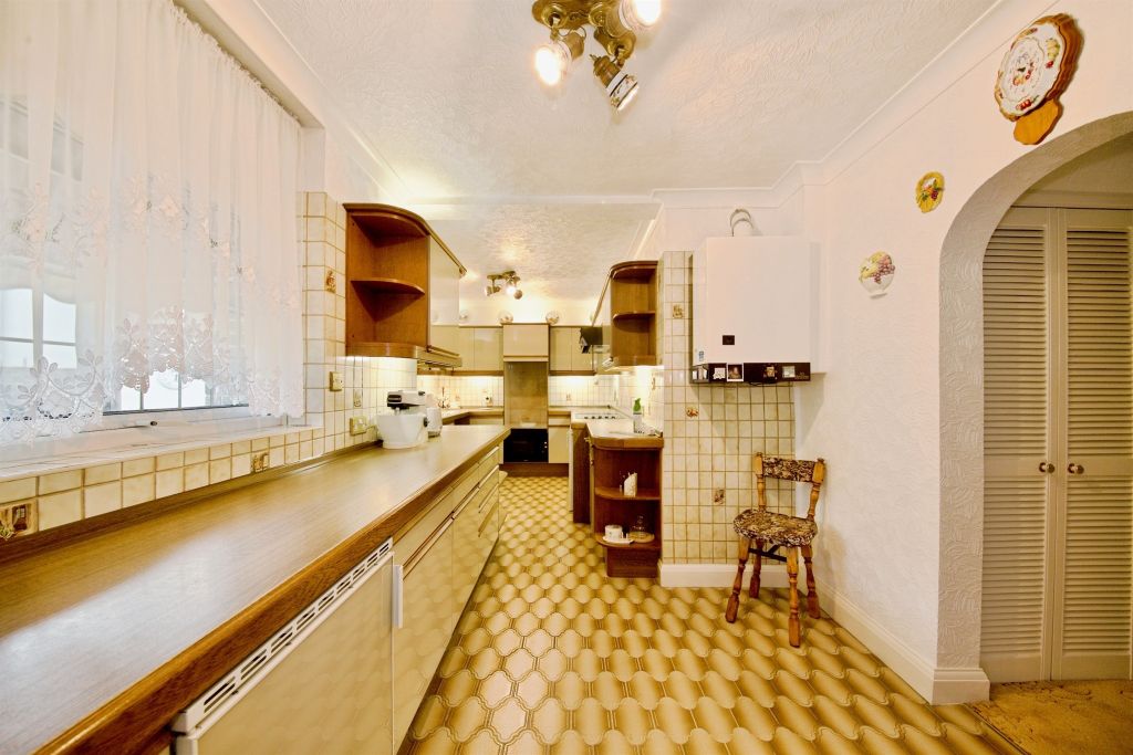 Additional image 4 of 3 bed end terrace house for saleWoodbridge Road, Barking IG11