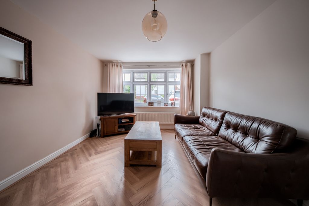 Additional image 8 of 3 bed semi-detached house for saleBoehm Drive, Alcester B49