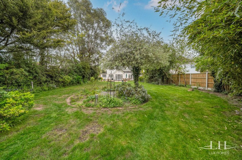 Additional image 33 of 4 bed detached house for saleNelmes Road, Emerson Park RM11