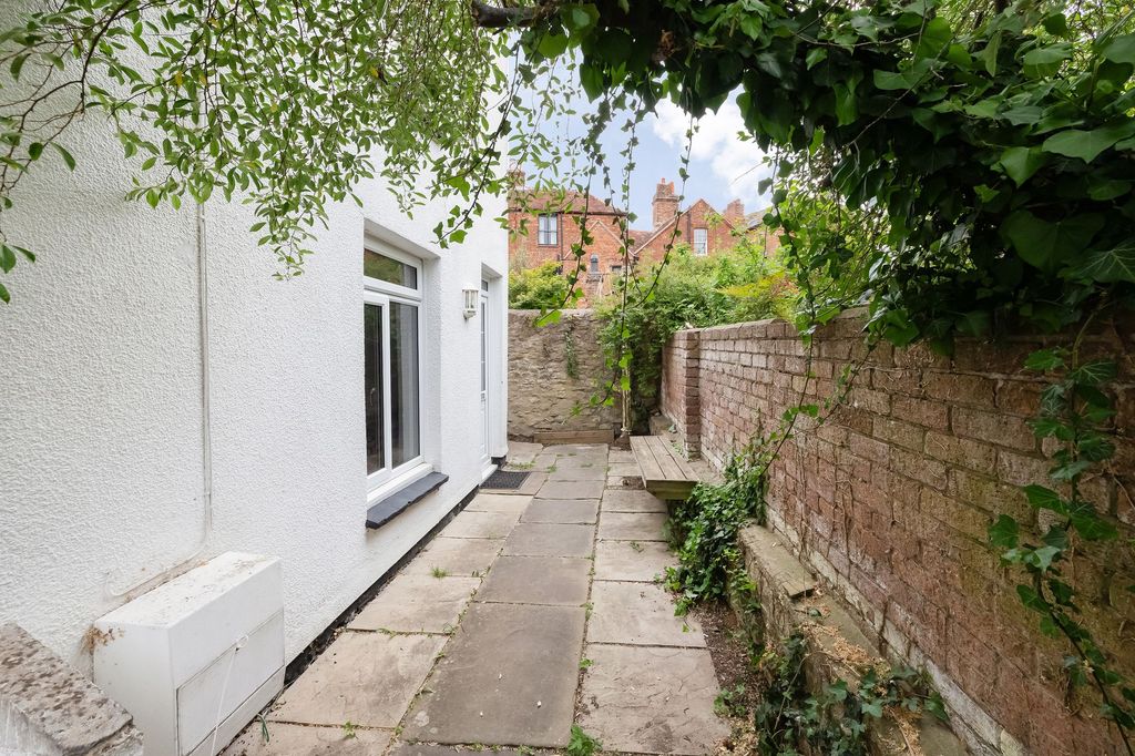 Additional image 16 of 2 bed terraced house for salePark Road, Abingdon OX14