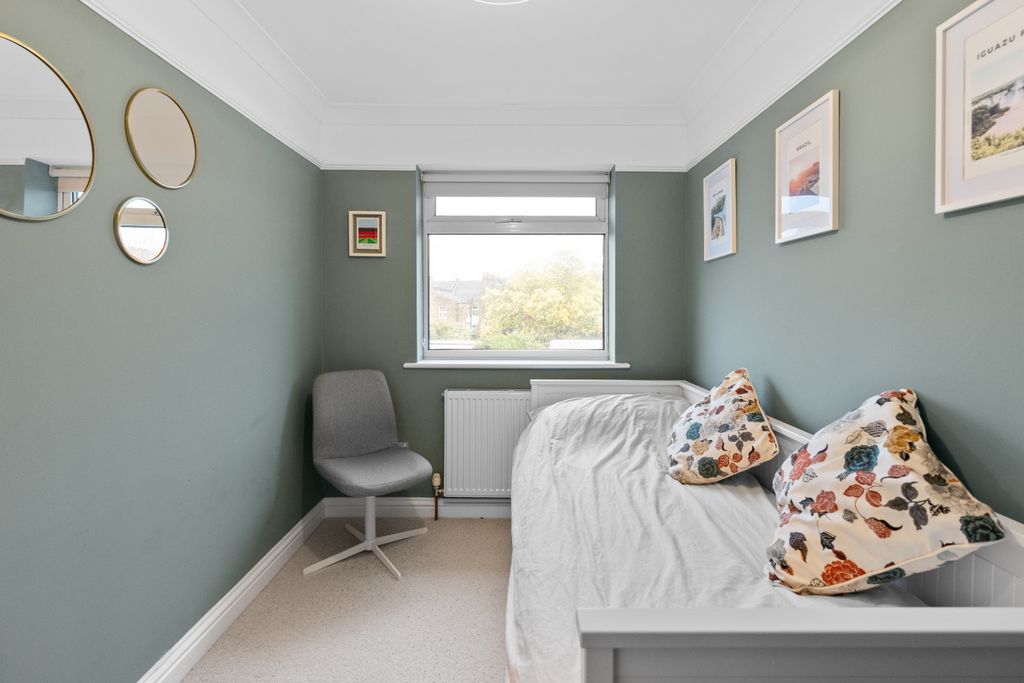 Additional image 11 of 3 bed end terrace house for saleFairmont Close, Belvedere, Kent DA17