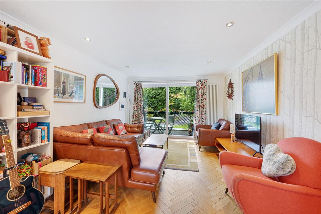 Additional image 3 of 4 bed town house for saleDunham Rise, Altrincham WA14