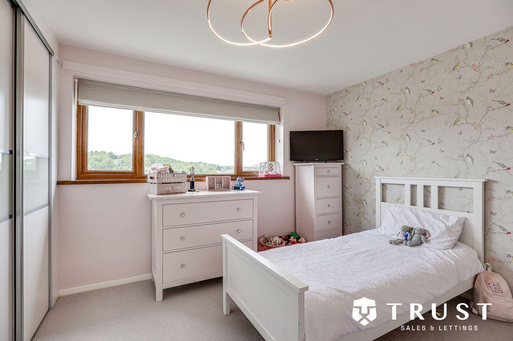 Additional image 29 of 3 bed detached house for saleMill Lane, Batley WF17