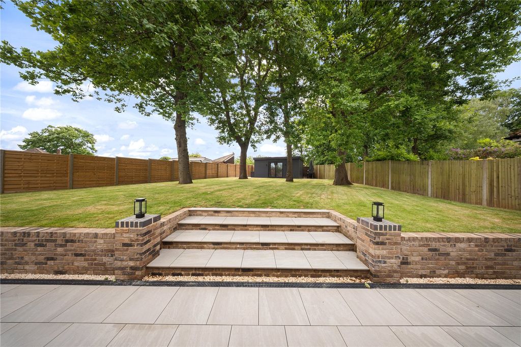 Additional image 28 of 5 bed bungalow for saleWoodlands Park, Bexley, Kent DA5