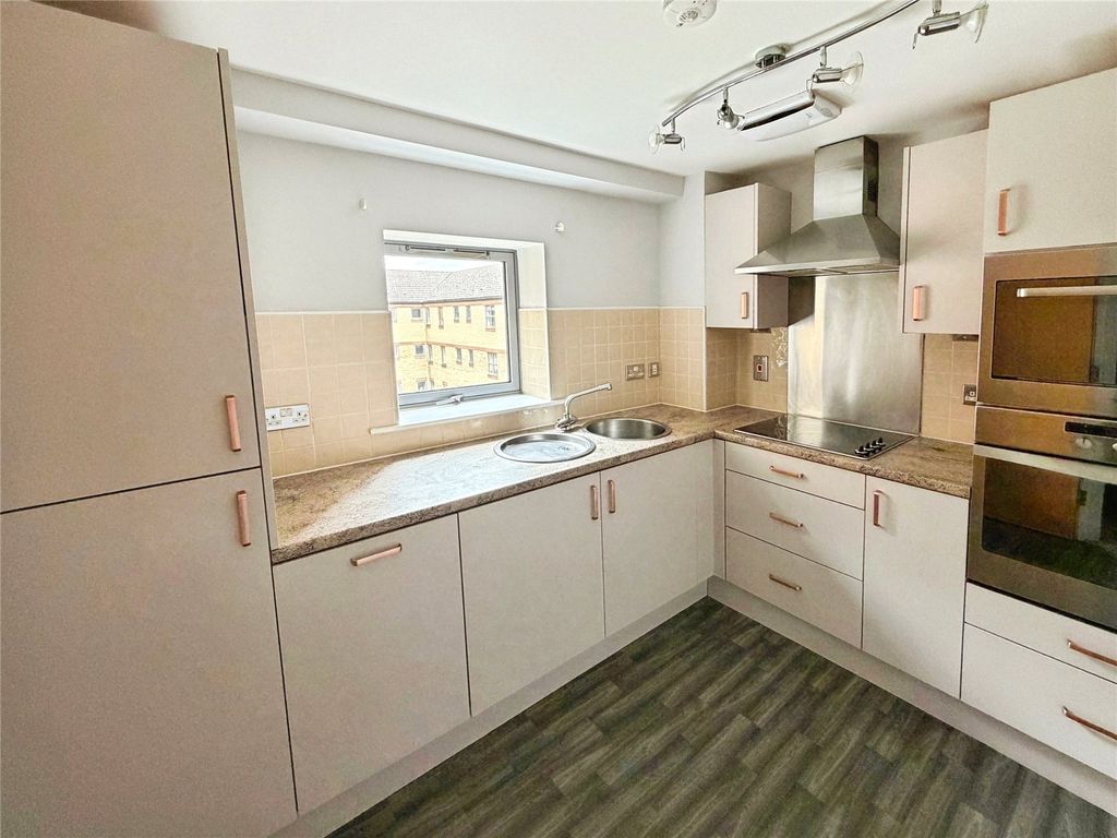 Additional image 6 of 3 bed flat for saleKentmere Drive, Lakeside, Doncaster, South Yorkshire DN4