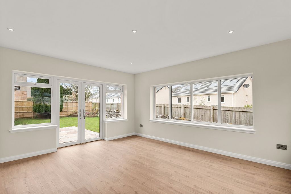 Additional image 8 of 6 bed villa for saleCroft Road, Auchterarder PH3