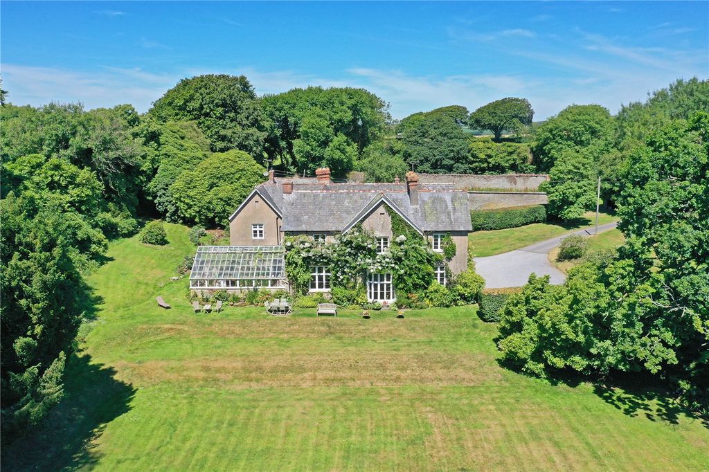 8 bed detached house for saleEast Allington, Totnes, Devon TQ9