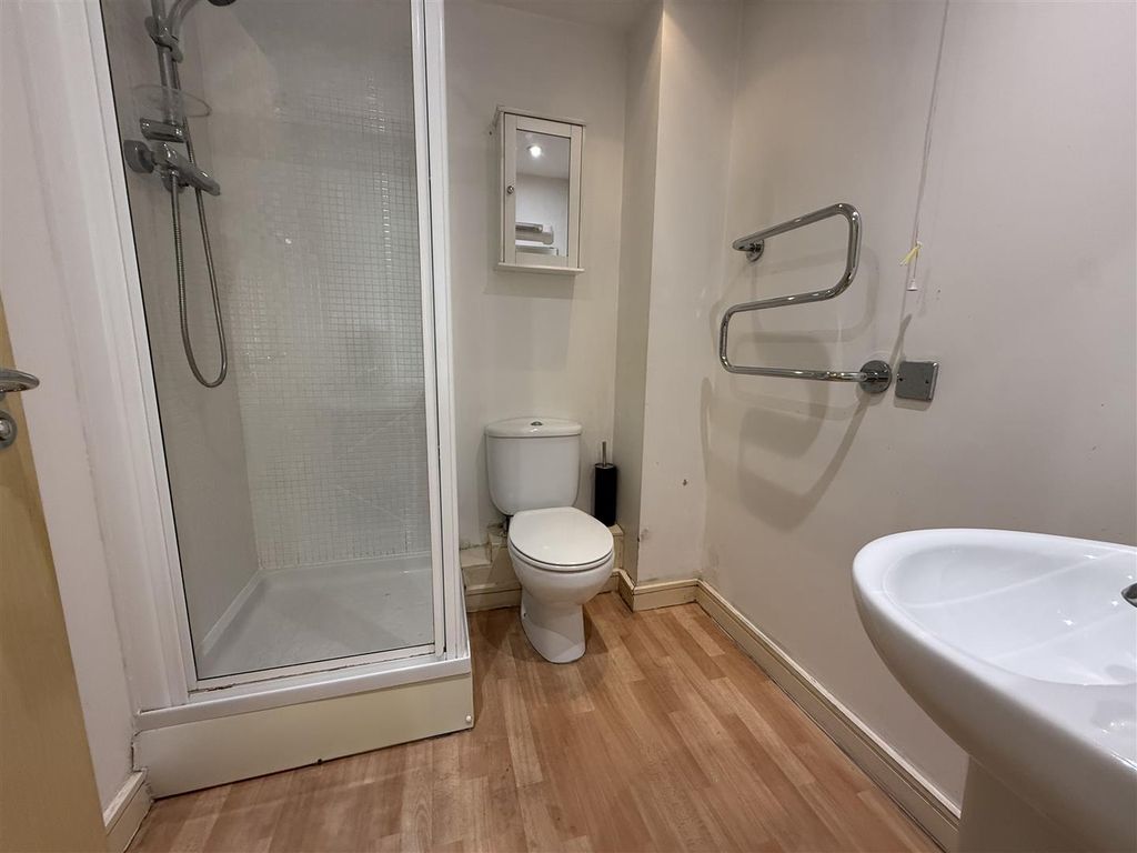 Additional image 6 of 2 bed flat for saleOverstone Court, Dumballs Road, Cardiff CF10