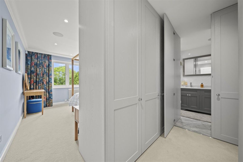 Additional image 14 of 4 bed semi-detached house for saleManor House Gardens, Abbots Langley WD5