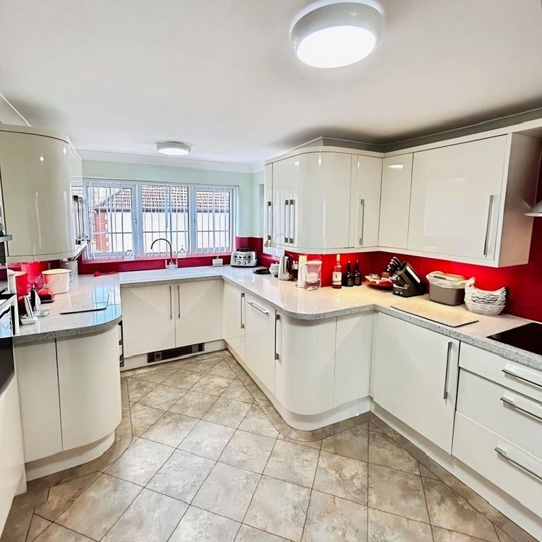 Additional image 3 of 3 bed semi-detached house for saleGould Road, Chatham ME5