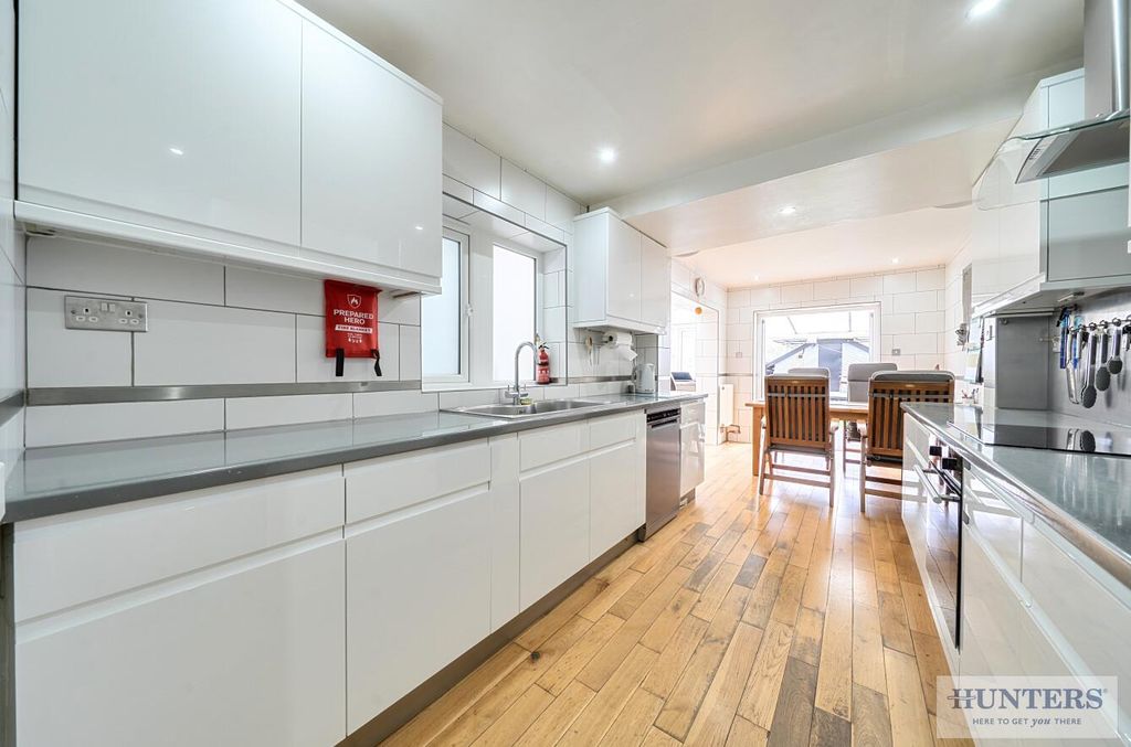 Additional image 2 of 3 bed terraced house for saleUpper Abbey Road, Belvedere DA17